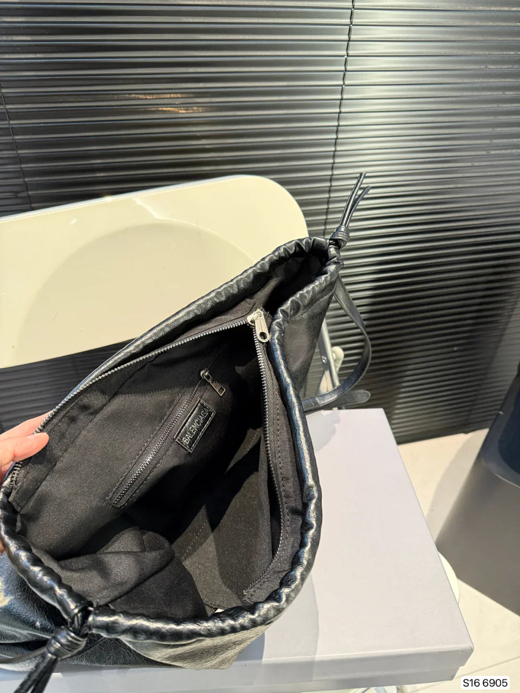 BALENCIAGA Shopper Dustbag Unique Trend