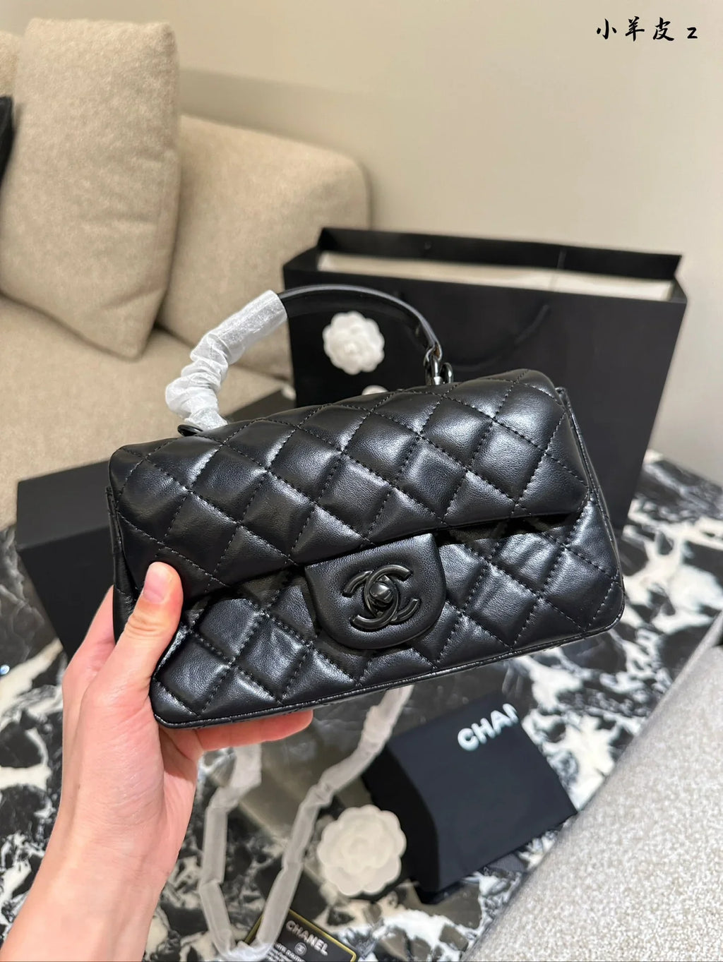 CHANEL Classic Black Lambskin Tote Bag 20_13_9cm