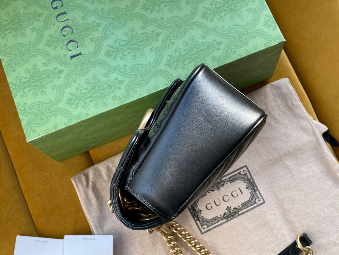 GG MARMONT MATELASSÉ LARGE 26 BAG BLACK CALFSKIN