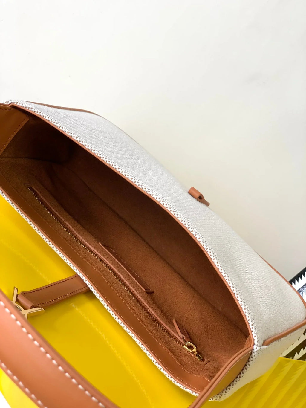YSL LE 5 _ 7 in canvas and leather - 23 X 16 X 6.5 CM