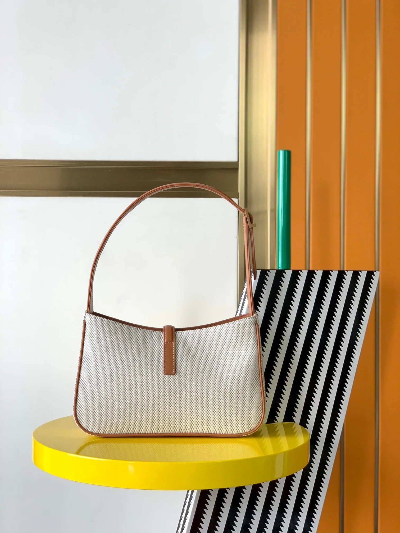 YSL LE 5 _ 7 in canvas and leather - 23 X 16 X 6.5 CM