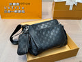 Louis Vuitton LV Trio Black Crossbody Bag Detachable 25x18cm