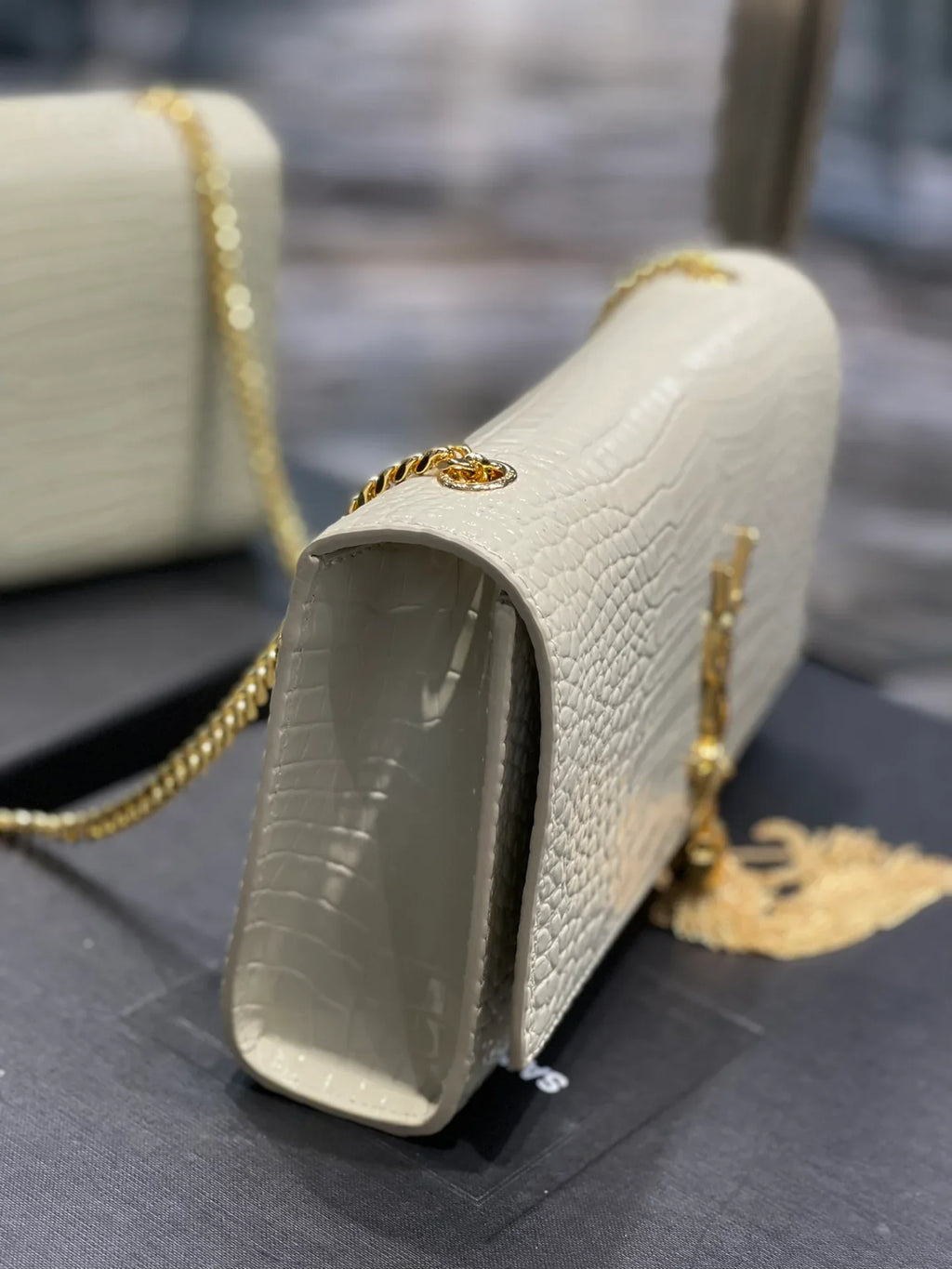 YSL KATE 24cm