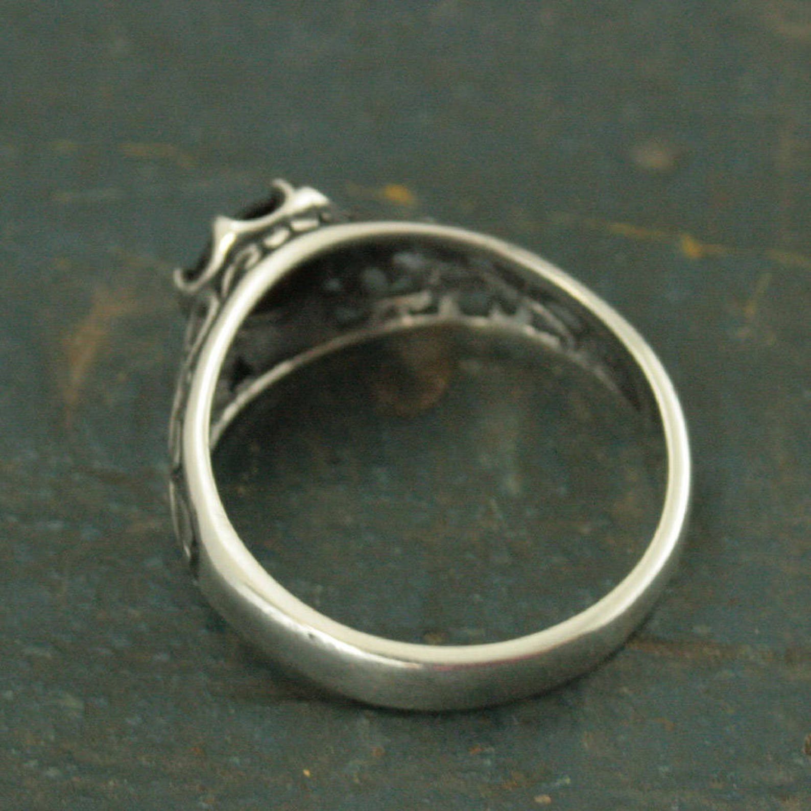 Garnet Ring Silver Filigree Ring Mozambique Garnet Red Ring Sweetheart Ring Promise Ring Maleficent's Heart Oxidized Antiqued Ring