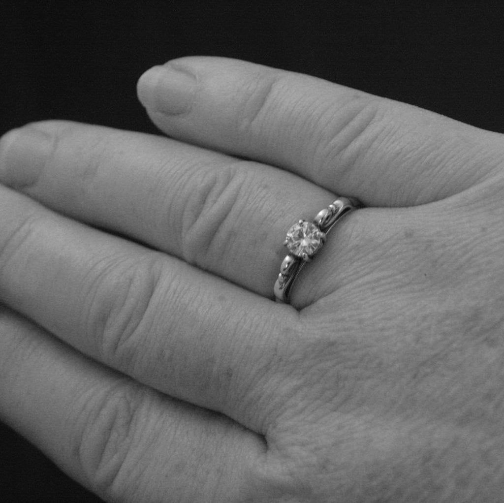 SALE Clear Stone Ring Princess Setting 5mm Round Stone Swirl Ring Silver Promise Ring Cubic Zirconia Ring White Topaz Ring Gift for Her