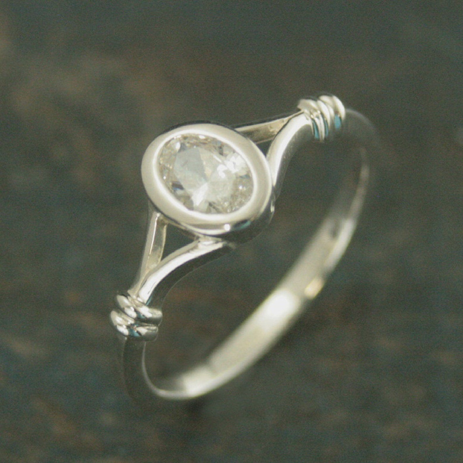 SALE Oval Ring Bezel Setting Mirror Mirror Unique Engagement Ring Split Shank Oval Stone Oval Solitaire White Topaz CZ Ring Valentines Day