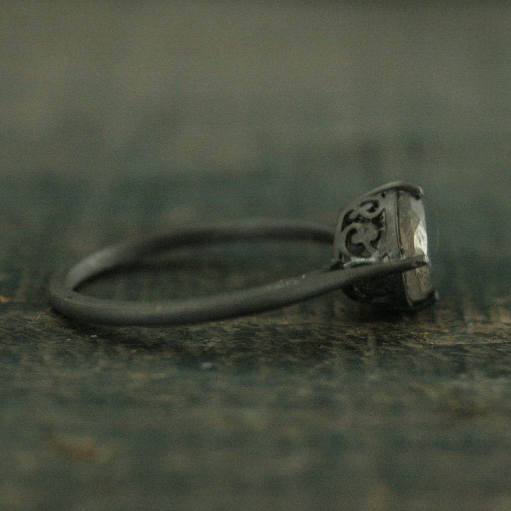 Labradorite Ring Black Silver Ring Alternative Engagement Ring 7mm Labradorite Faceted Stone NSEW Delicate Setting Claw Prongs Black Ring