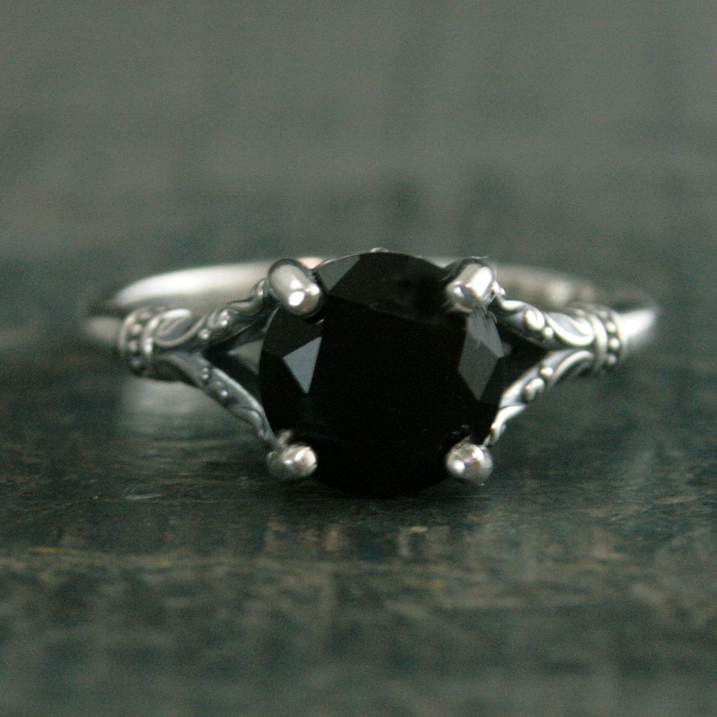 Black Onyx Ring Nordic Design Scrollwork Split Shank Solitaire Oxidized Silver Antiqued Ring Vintage Design Unique Engagement Ring Gothic