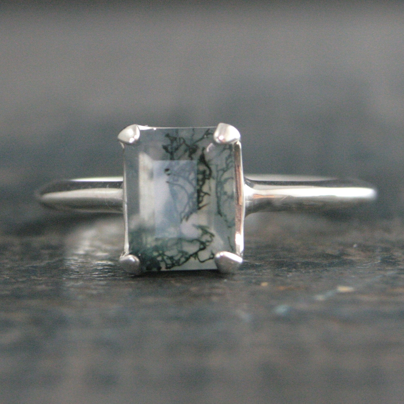 Moss Agate Ring Emerald Cut Solitaire Knife Edge Band 8x6 Moss Agate Modern Ring Minimalist Jewelry Statement Ring Rectangular Moss Agate