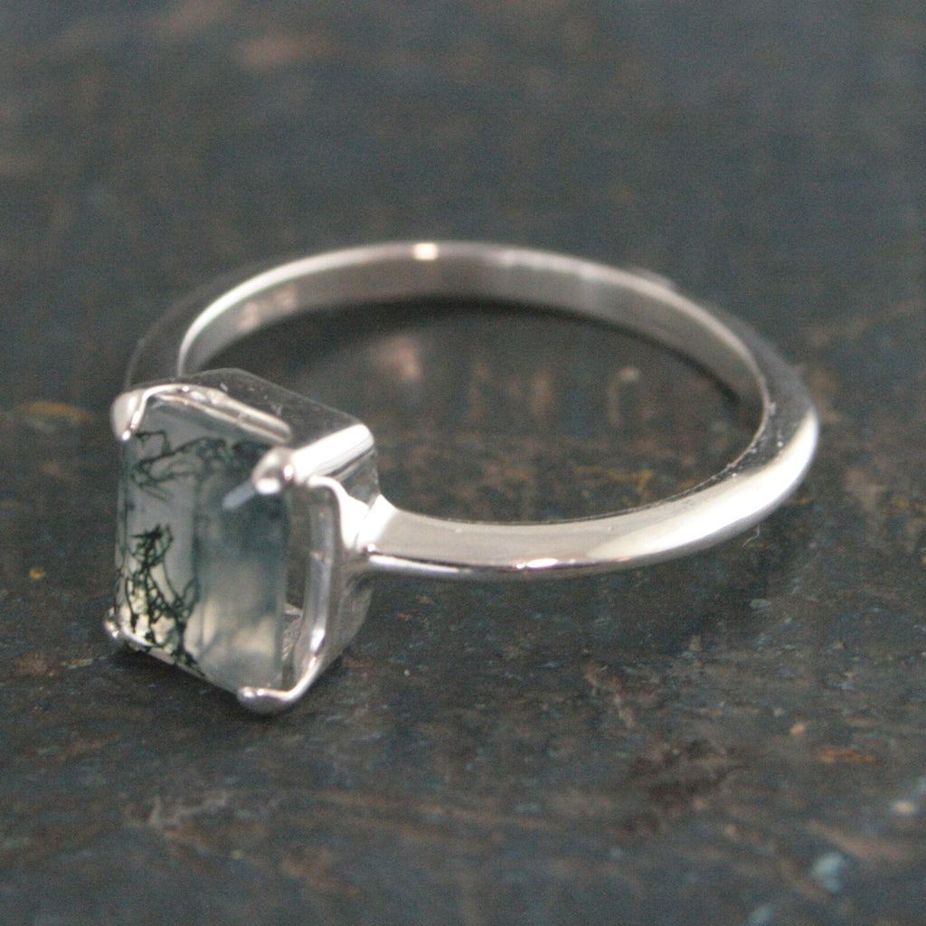 Moss Agate Ring Emerald Cut Solitaire Knife Edge Band 8x6 Moss Agate Modern Ring Minimalist Jewelry Statement Ring Rectangular Moss Agate
