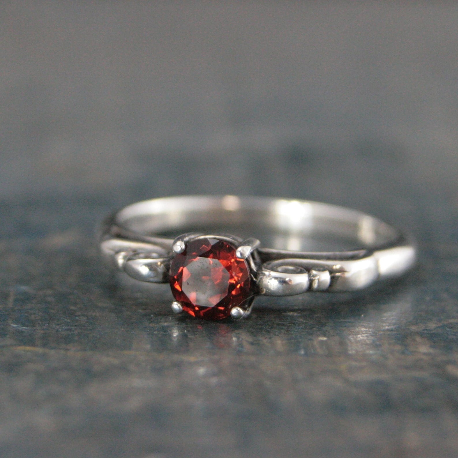 Garnet Ring January Birthstone Ring Princess Ring Red Stone Ring 5mm Mozambique Garnet Swirl Design Ring Sculptural Solitaire Promise Ring