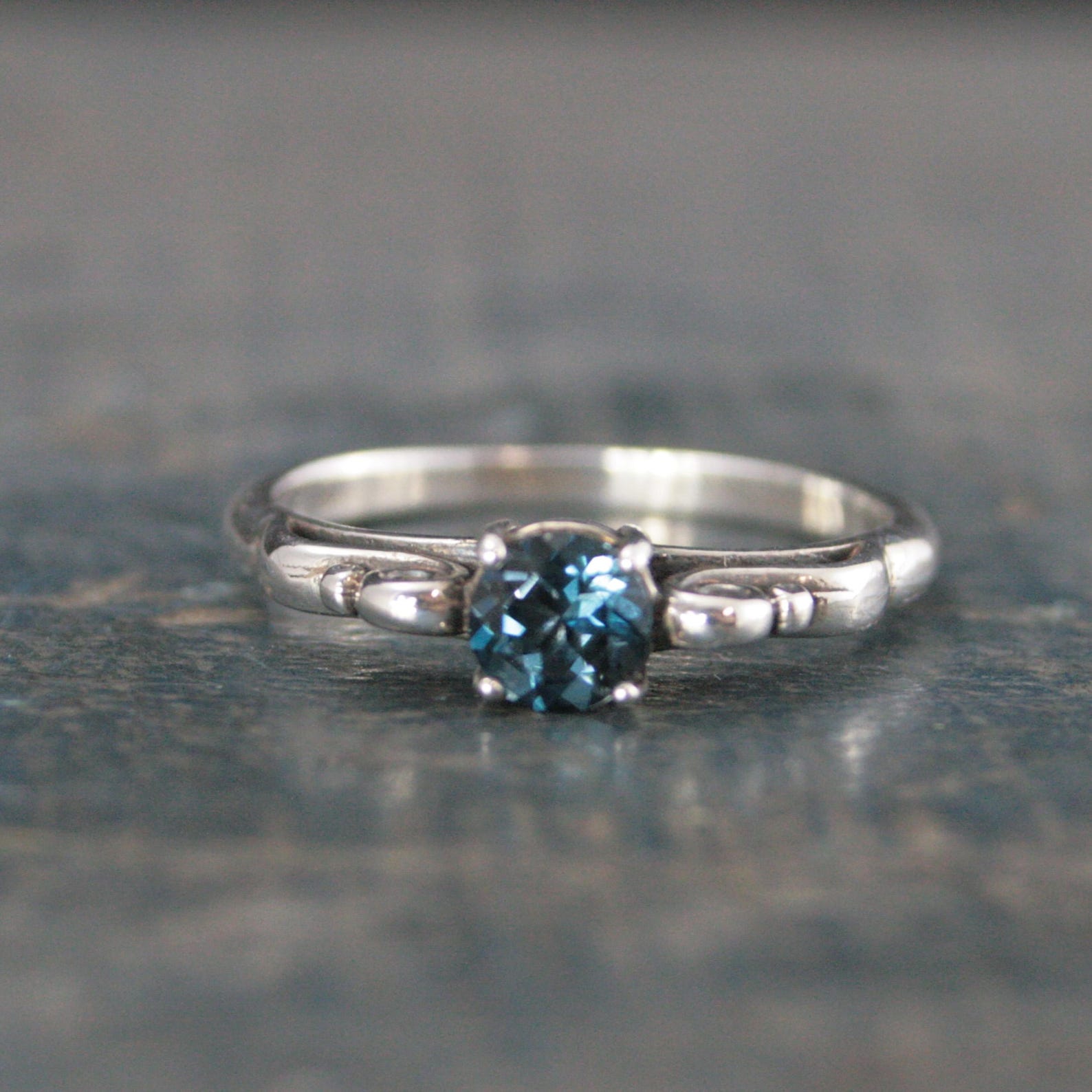 December Birthstone Ring London Blue Topaz Ring 5mm Blue Topaz Swirl Setting Sculptural Ring Gift for Daughter Promise Ring Something Blue