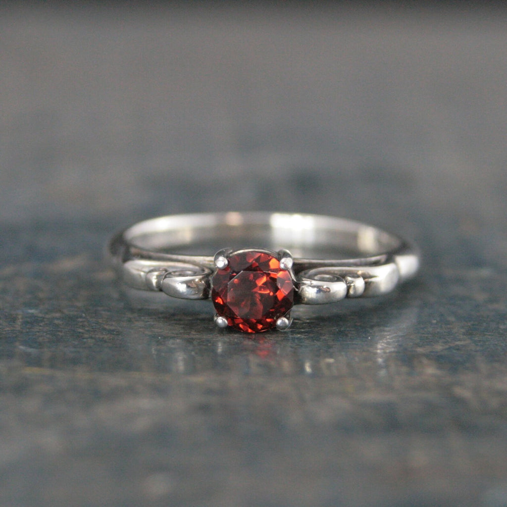 Garnet Ring January Birthstone Ring Princess Ring Red Stone Ring 5mm Mozambique Garnet Swirl Design Ring Sculptural Solitaire Promise Ring