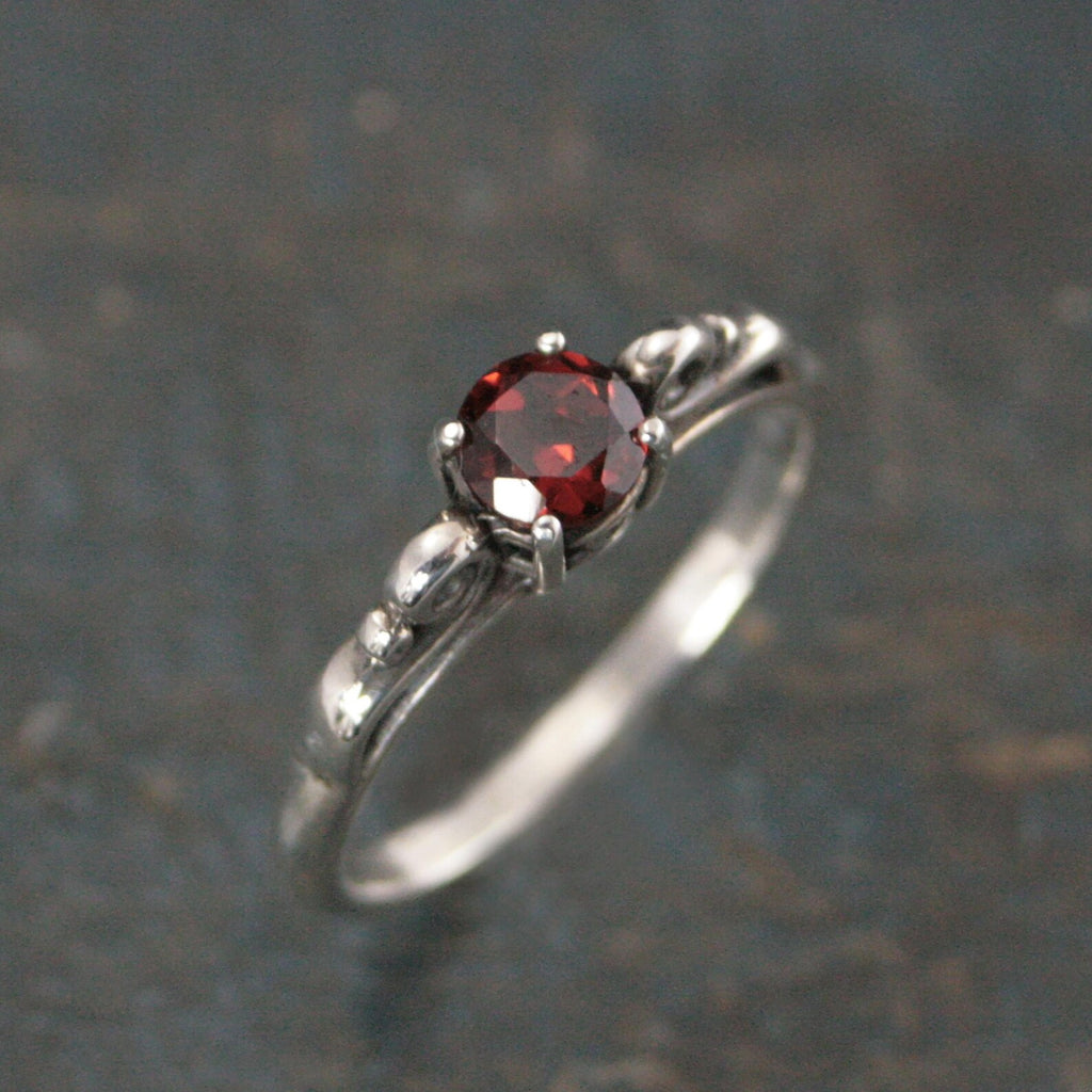 Garnet Ring January Birthstone Ring Princess Ring Red Stone Ring 5mm Mozambique Garnet Swirl Design Ring Sculptural Solitaire Promise Ring