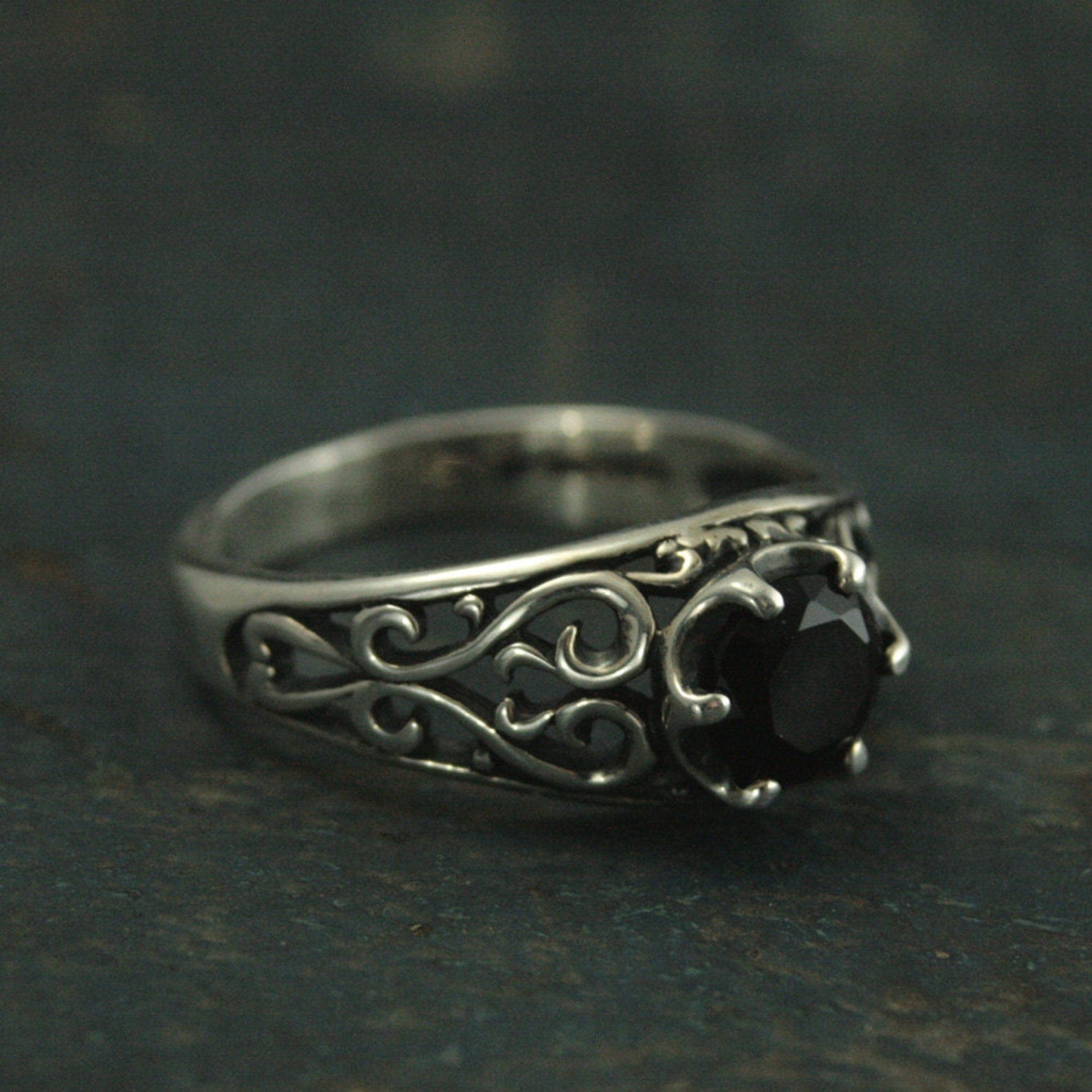 Onyx Filigree Silver Ring--Maleficent--Antique Style Ring--Vintage Style Ring--Promise Ring--Cocktail Ring--Black Solitaire Ring