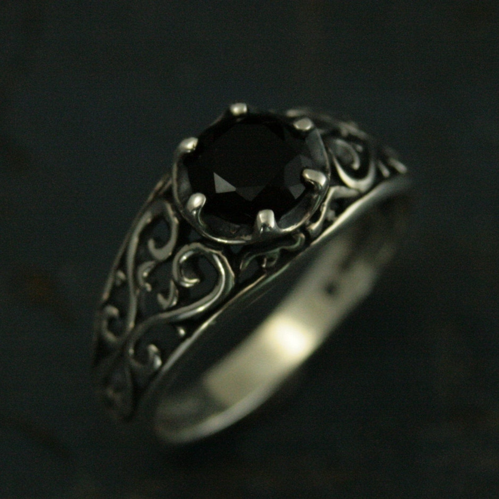 Onyx Filigree Silver Ring--Maleficent--Antique Style Ring--Vintage Style Ring--Promise Ring--Cocktail Ring--Black Solitaire Ring