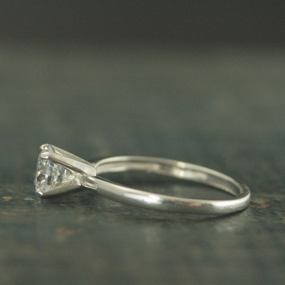 Solitaire Engagement Ring Silver Traditional Engagement Ring Moissanite White Topaz Sapphire Cubic Zirconia Lab Grown Diamond Ring