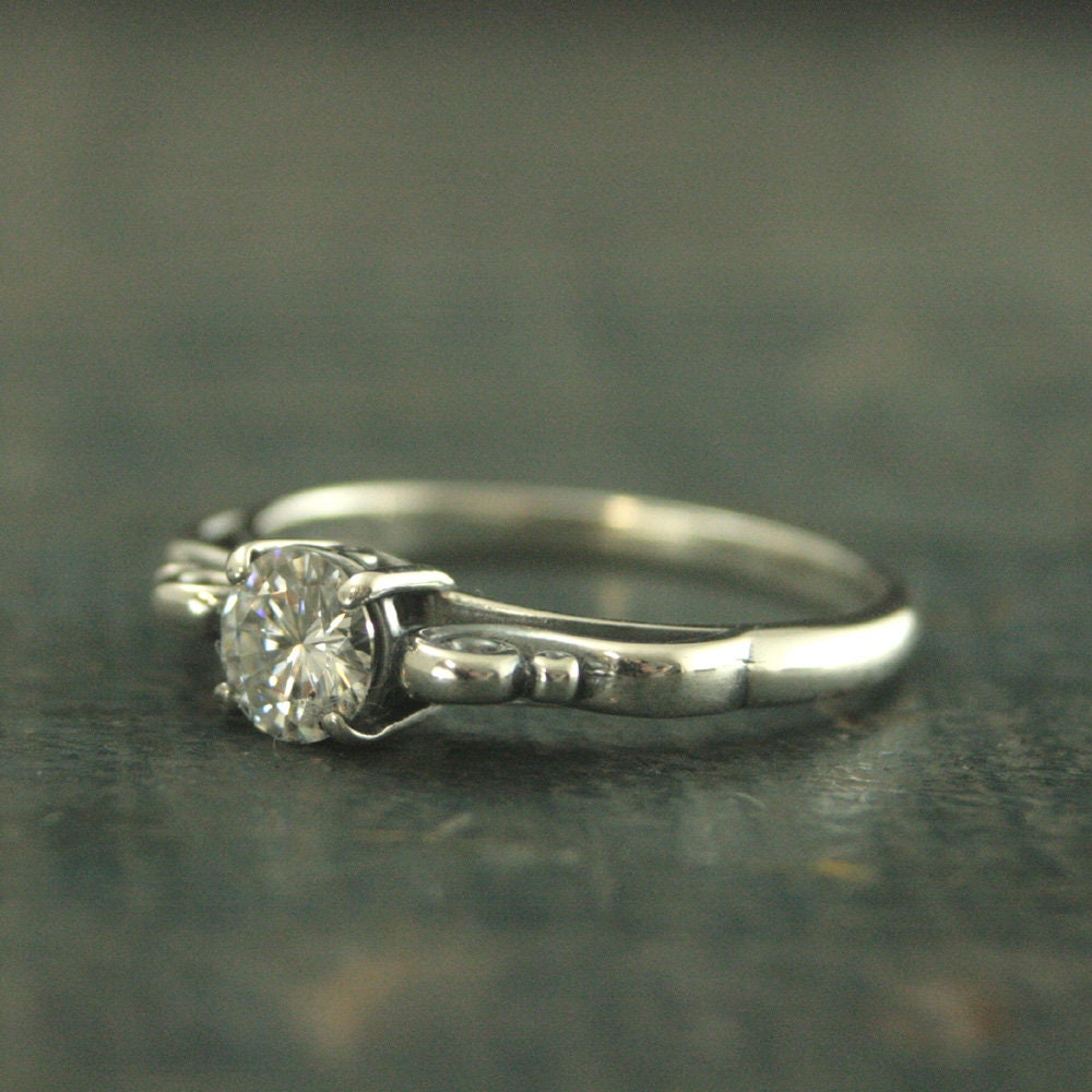 Clear Stone Ring Princess Setting 5mm Round Stone Swirl Ring Silver Promise Ring Moissanite Ring Cubic Zirconia Ring White Topaz Ring