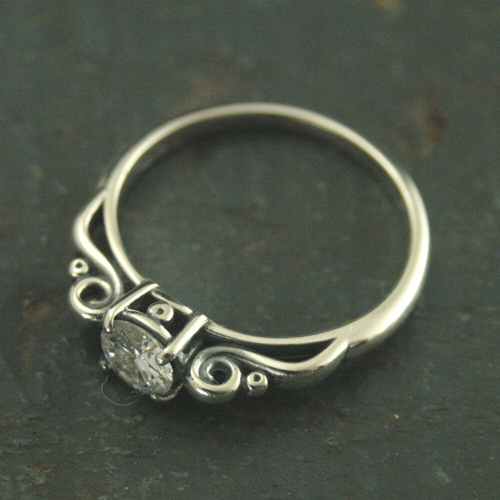Clear Stone Ring Princess Setting 5mm Round Stone Swirl Ring Silver Promise Ring Moissanite Ring Cubic Zirconia Ring White Topaz Ring