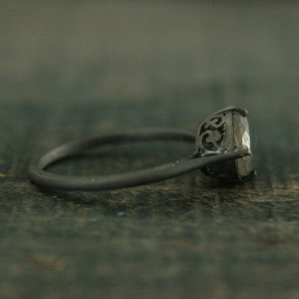 Labradorite Ring Black Silver Ring Alternative Engagement Ring 7mm Labradorite Faceted Stone NSEW Delicate Setting Claw Prongs Black Ring