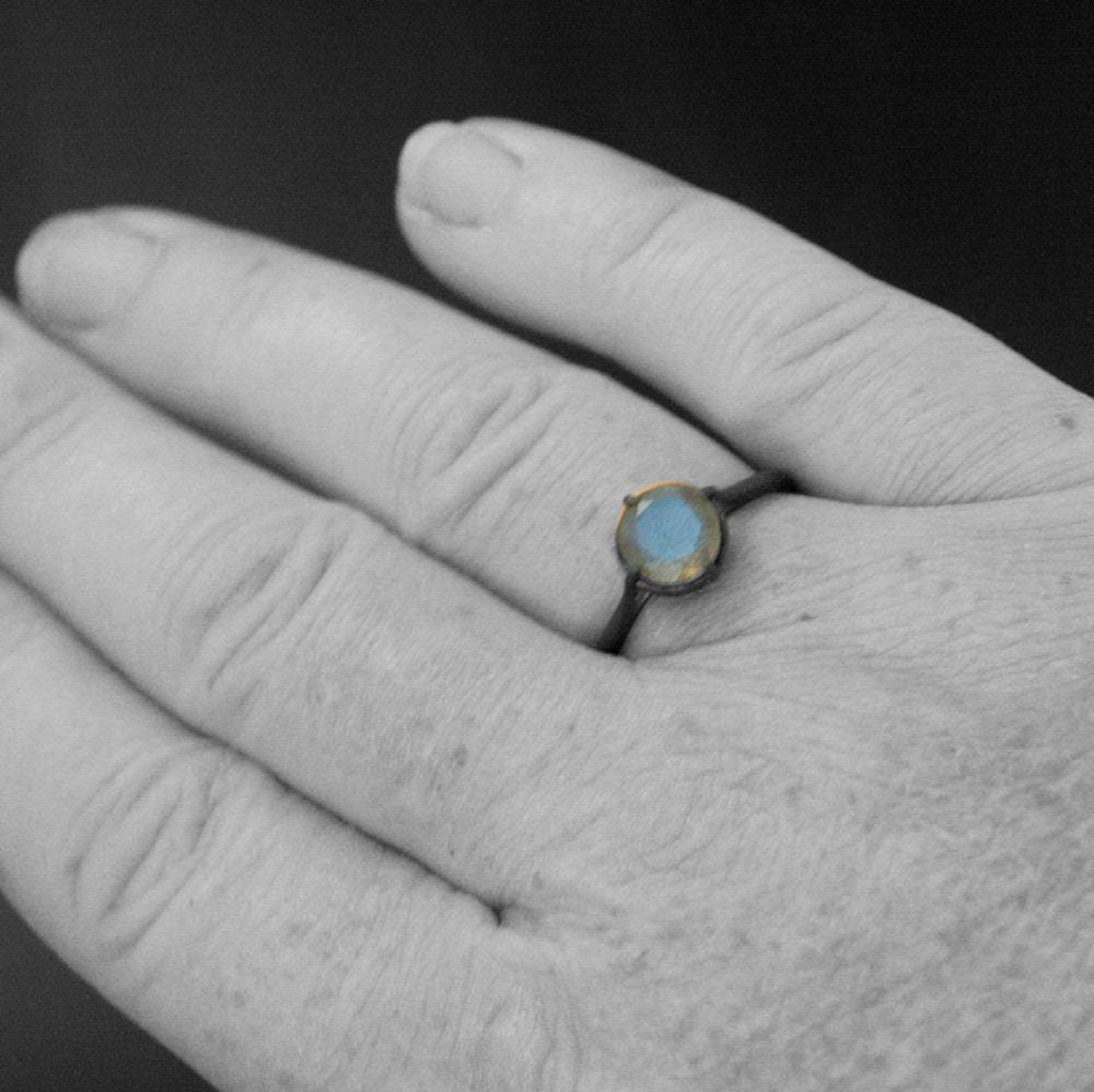Labradorite Ring Black Silver Ring Alternative Engagement Ring 7mm Labradorite Faceted Stone NSEW Delicate Setting Claw Prongs Black Ring