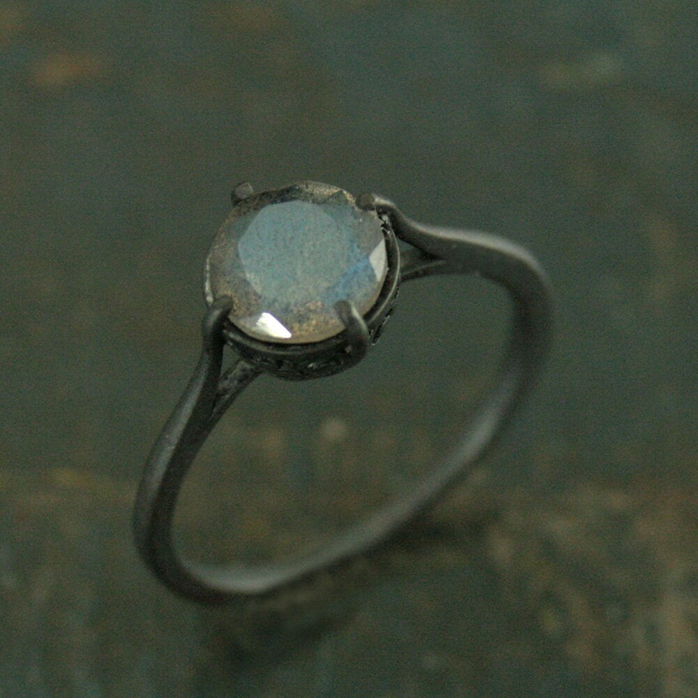 Labradorite Ring Black Silver Ring Alternative Engagement Ring 7mm Labradorite Faceted Stone NSEW Delicate Setting Claw Prongs Black Ring