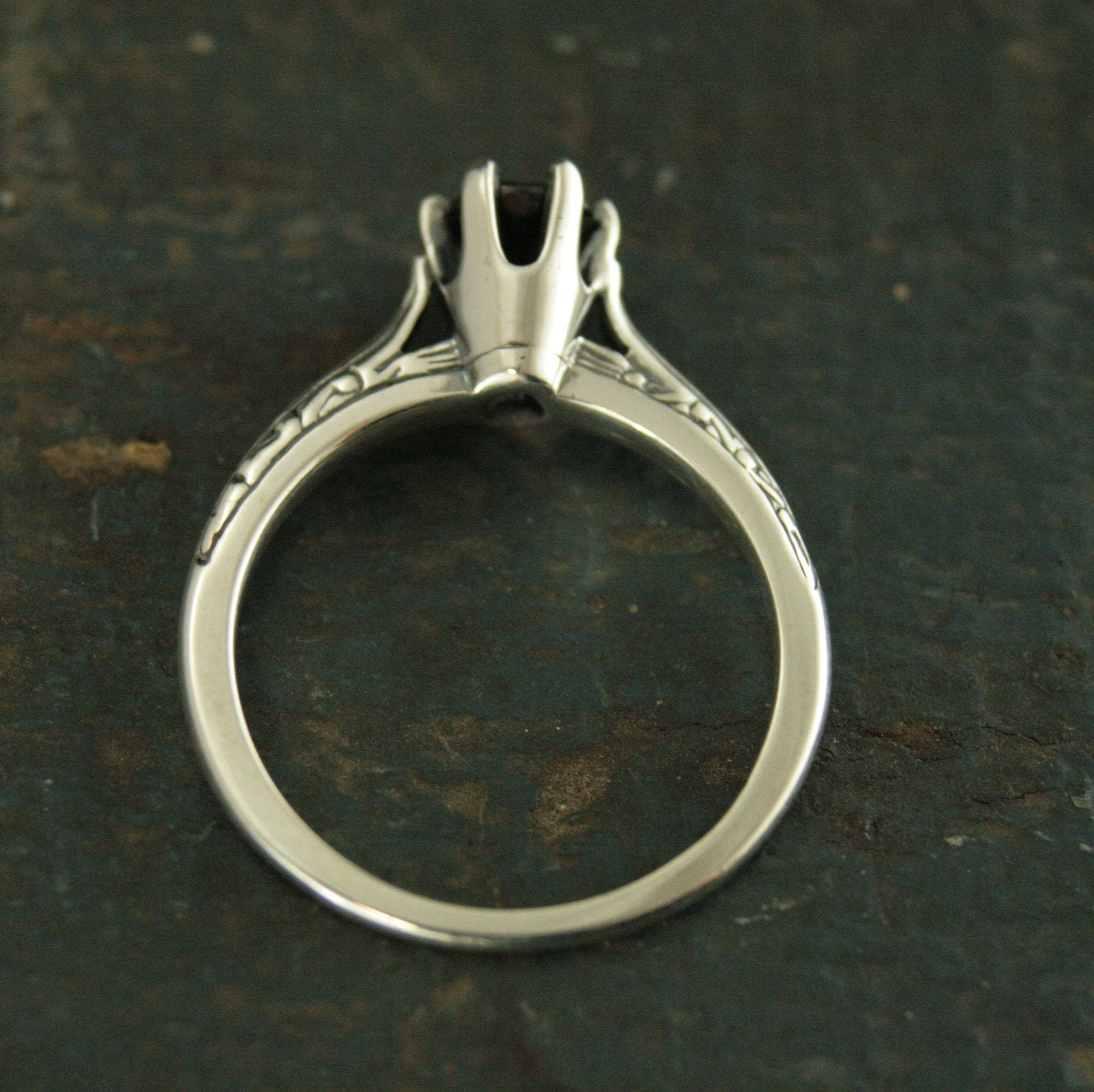 Onyx Ring Ariel Cathedral Ring 6 Prong Solitaire Black Stone Ring Antique Style Ring Vintage Style Ring Embossed Knife Edge Design