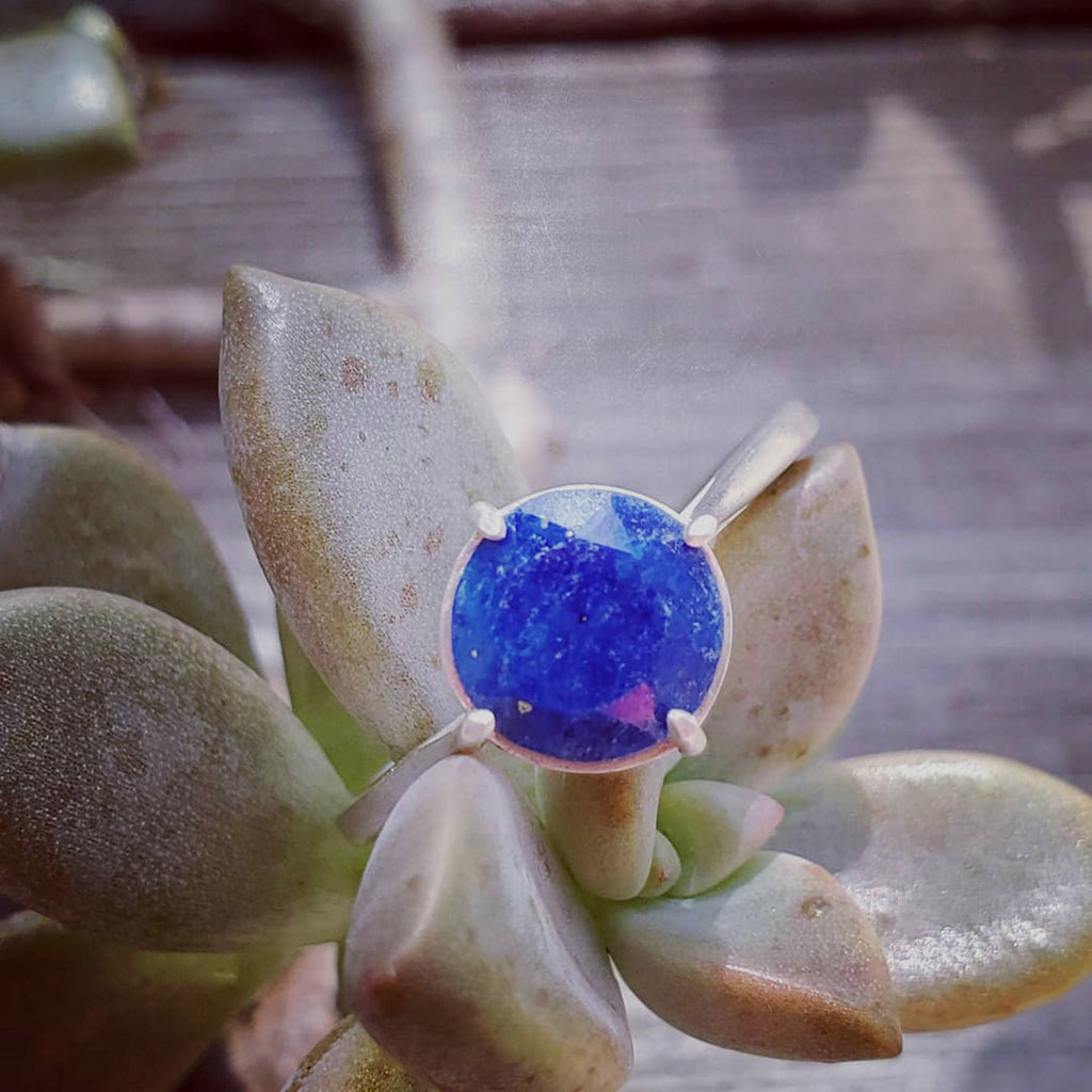 Faceted Lapis Lazuli Ring Silver Filigree Setting NSEW 7mm Lapis Ring Something Blue Bridal Jewelry Denim Blue Stone Elegant Ring