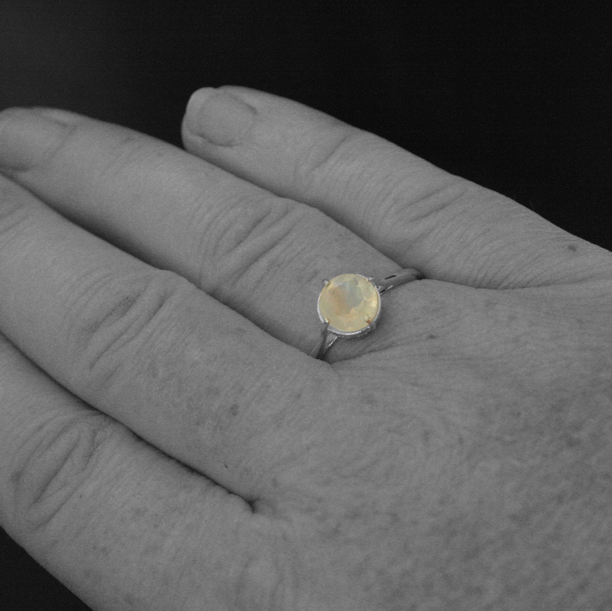 Rainbow Moonstone Ring~Filigree Engagement Ring~NSEW Setting~7mm Solitaire~Large Full Cut Moonstone Ring~Vintage Style Ring~Antique Style