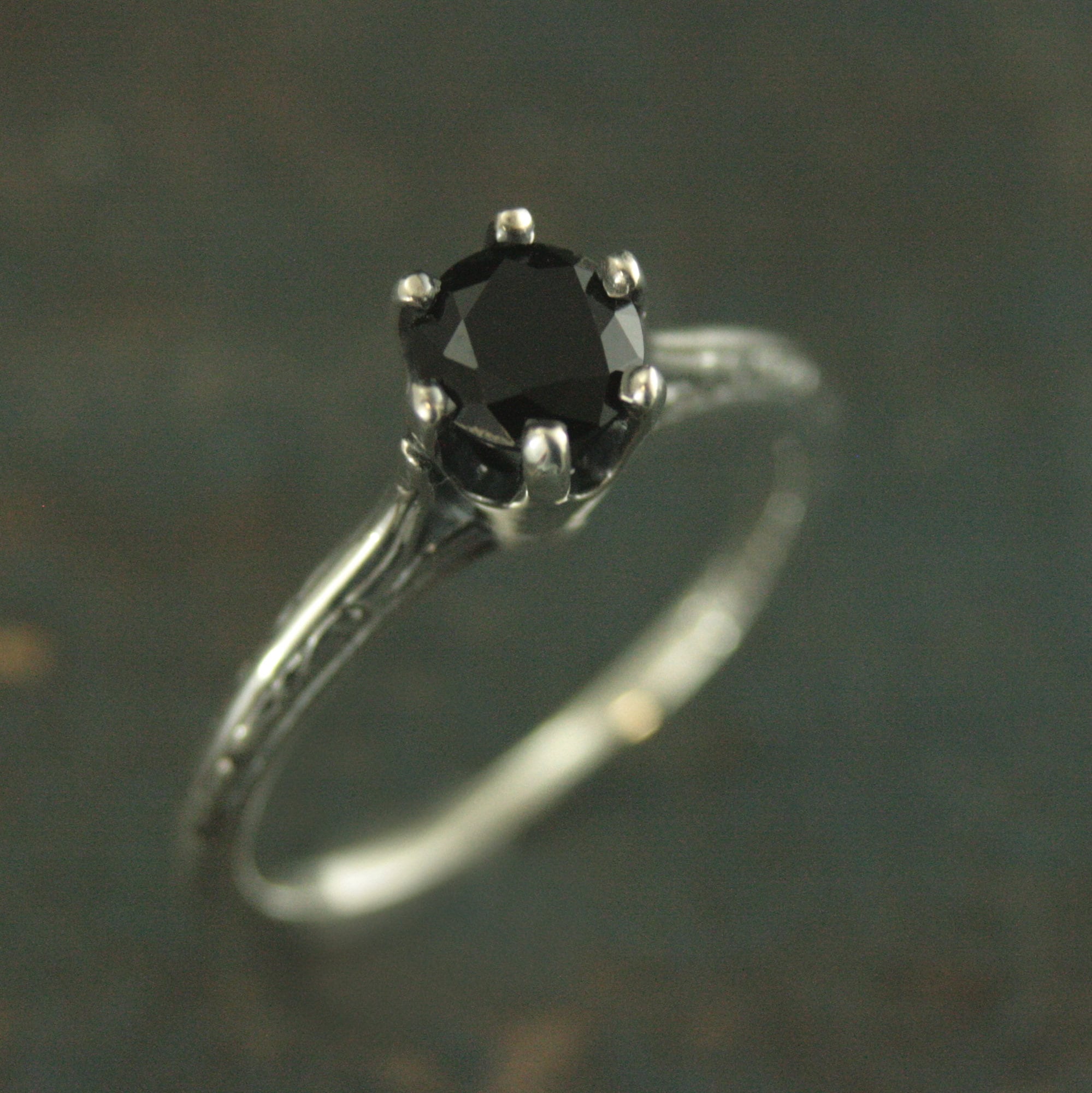 Onyx Ring Ariel Cathedral Ring 6 Prong Solitaire Black Stone Ring Antique Style Ring Vintage Style Ring Embossed Knife Edge Design