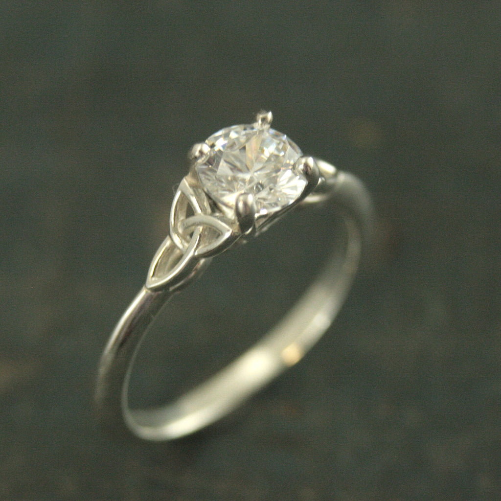 Celtic Cathedral Ring Silver Solitaire Celtic Engagement Ring Trinity Knot Ring Irish Ring Cubic Zirconia Triquetra Ring Moissanite Ring
