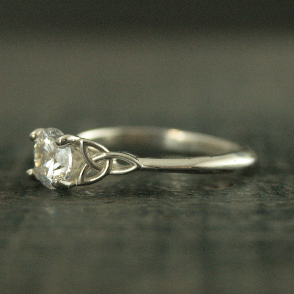 Celtic Cathedral Ring Silver Solitaire Celtic Engagement Ring Trinity Knot Ring Irish Ring Cubic Zirconia Triquetra Ring Moissanite Ring