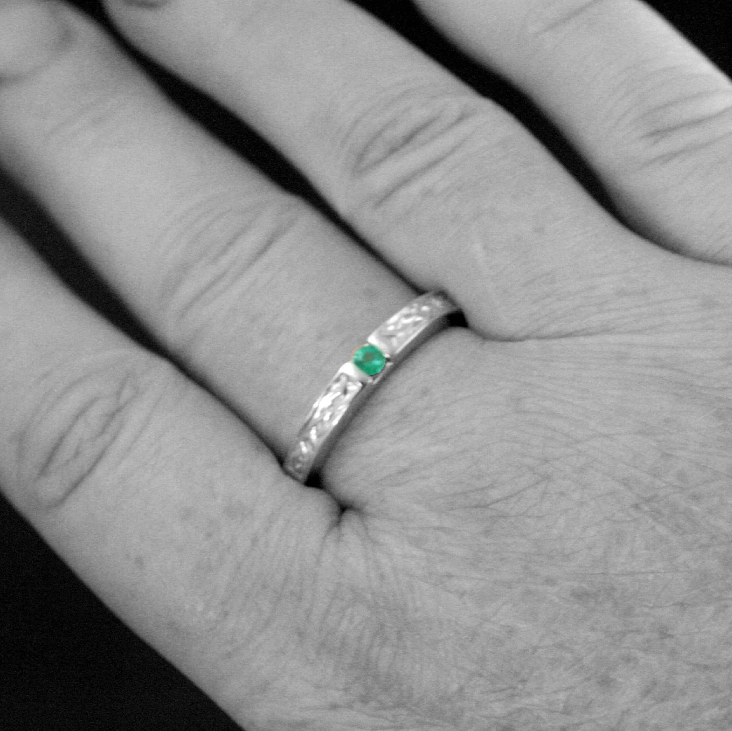 Men's Engagement Ring Celtic Band Emerald Ring Men's Celtic Band Women's Celtic Wedding Ring Celtic Knot Ring Irish Wedding Band Silver