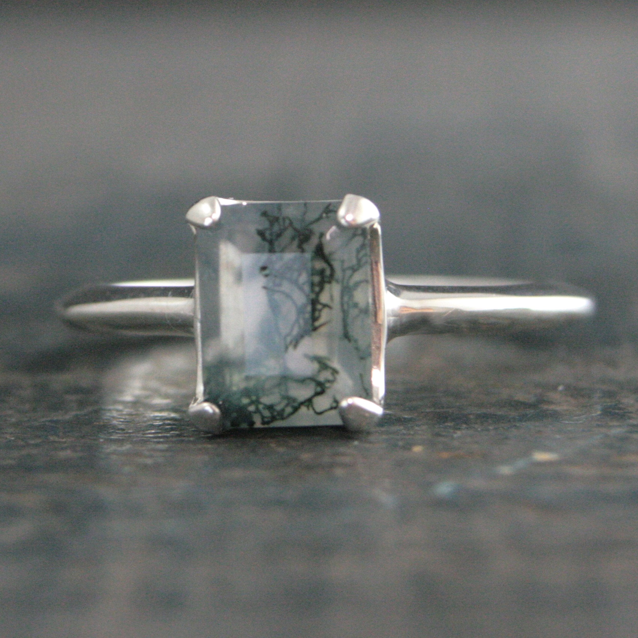 Moss Agate Ring Emerald Cut Solitaire Knife Edge Band 8x6 Moss Agate Modern Ring Minimalist Jewelry Statement Ring Rectangular Moss Agate