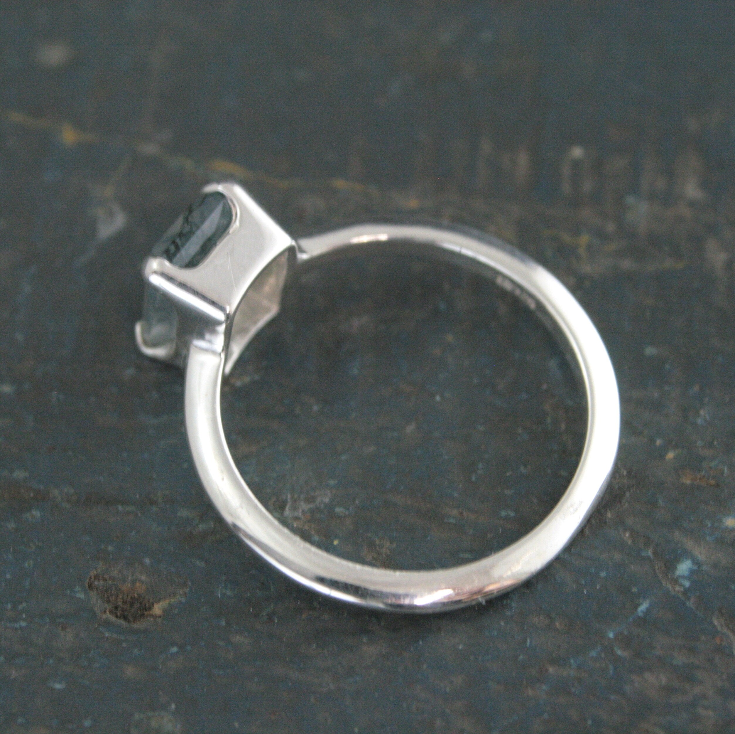 Moss Agate Ring Emerald Cut Solitaire Knife Edge Band 8x6 Moss Agate Modern Ring Minimalist Jewelry Statement Ring Rectangular Moss Agate