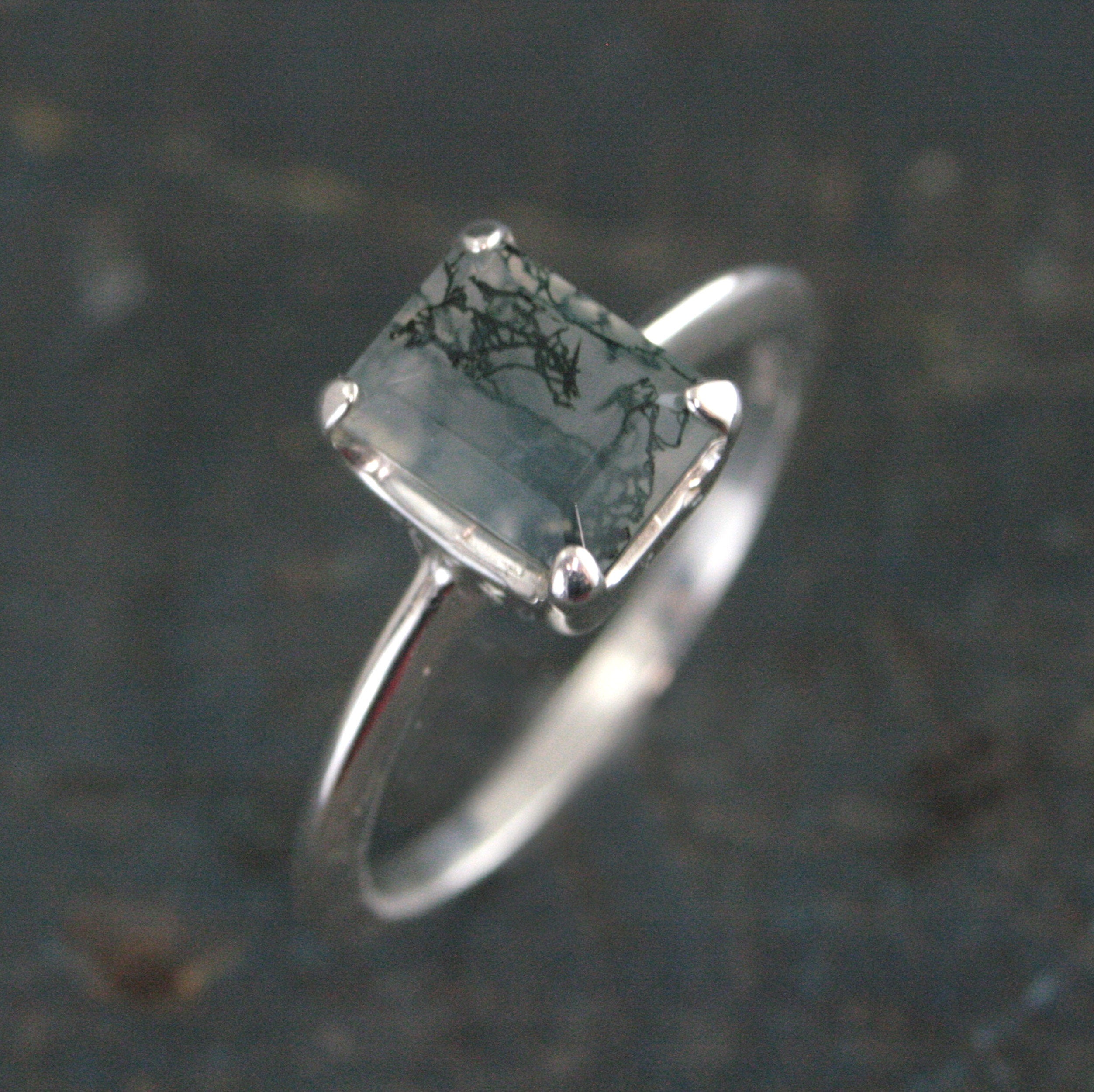 Moss Agate Ring Emerald Cut Solitaire Knife Edge Band 8x6 Moss Agate Modern Ring Minimalist Jewelry Statement Ring Rectangular Moss Agate