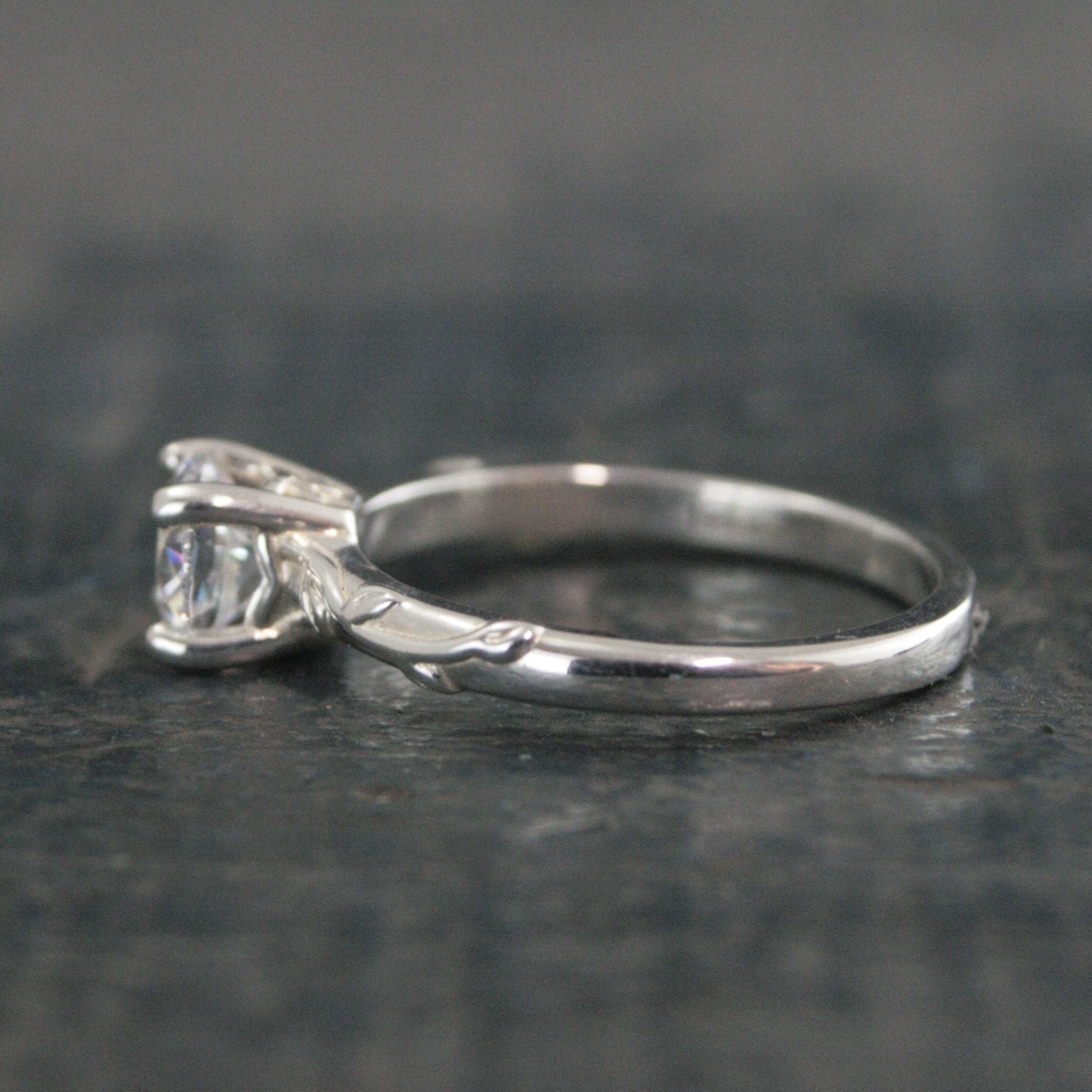 Silver Vine Ring Ivy Engagement Ring Silver Solitaire Ring Elegant Engagement Ring Moissanite Ring White Topaz Ring Cubic Zirconia Ring