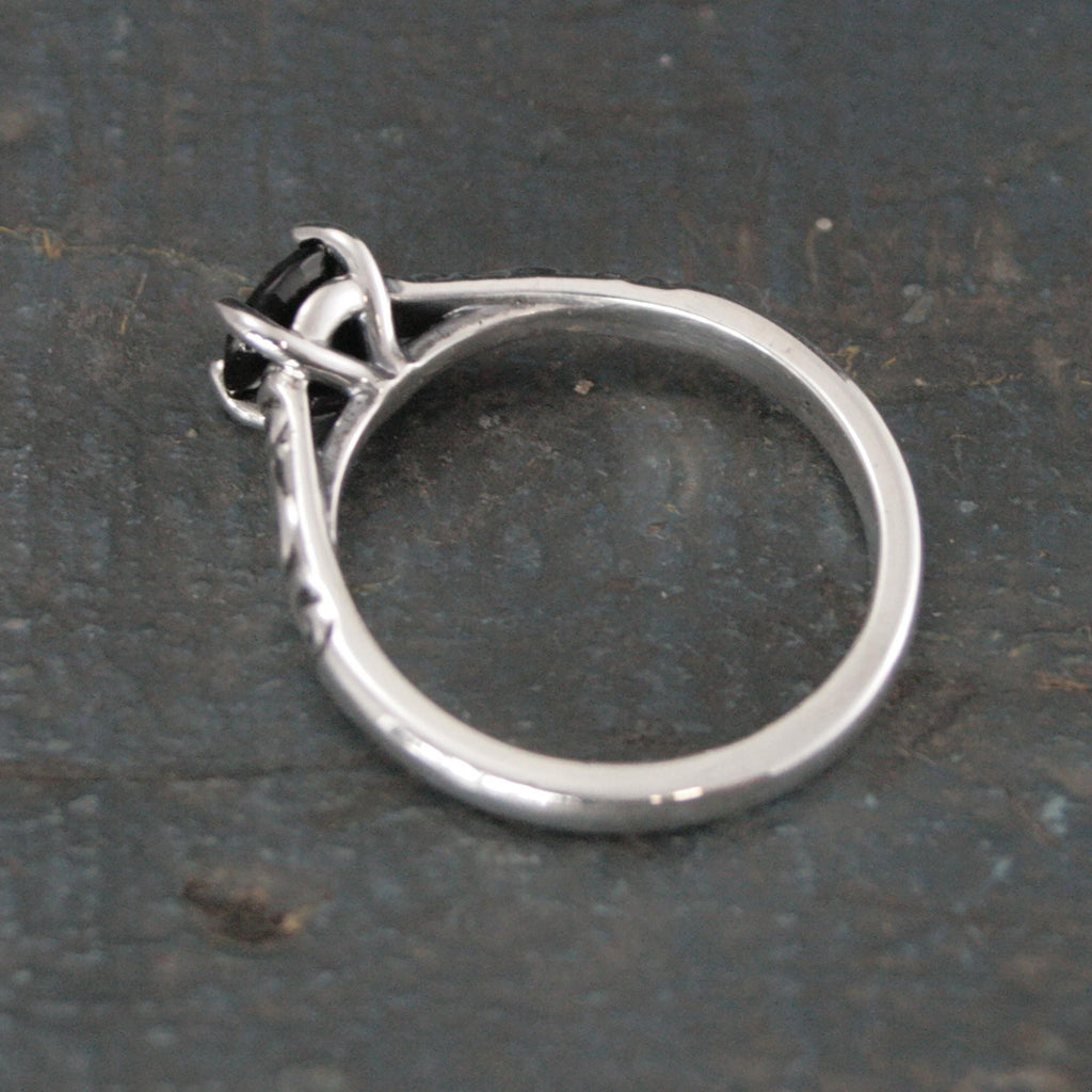 Sterling Silver Onyx Ring Cathedral Solitaire Gothic Engagement Ring Black Stone Protection Ring Swirl Design Dark Alice Flourish Ring