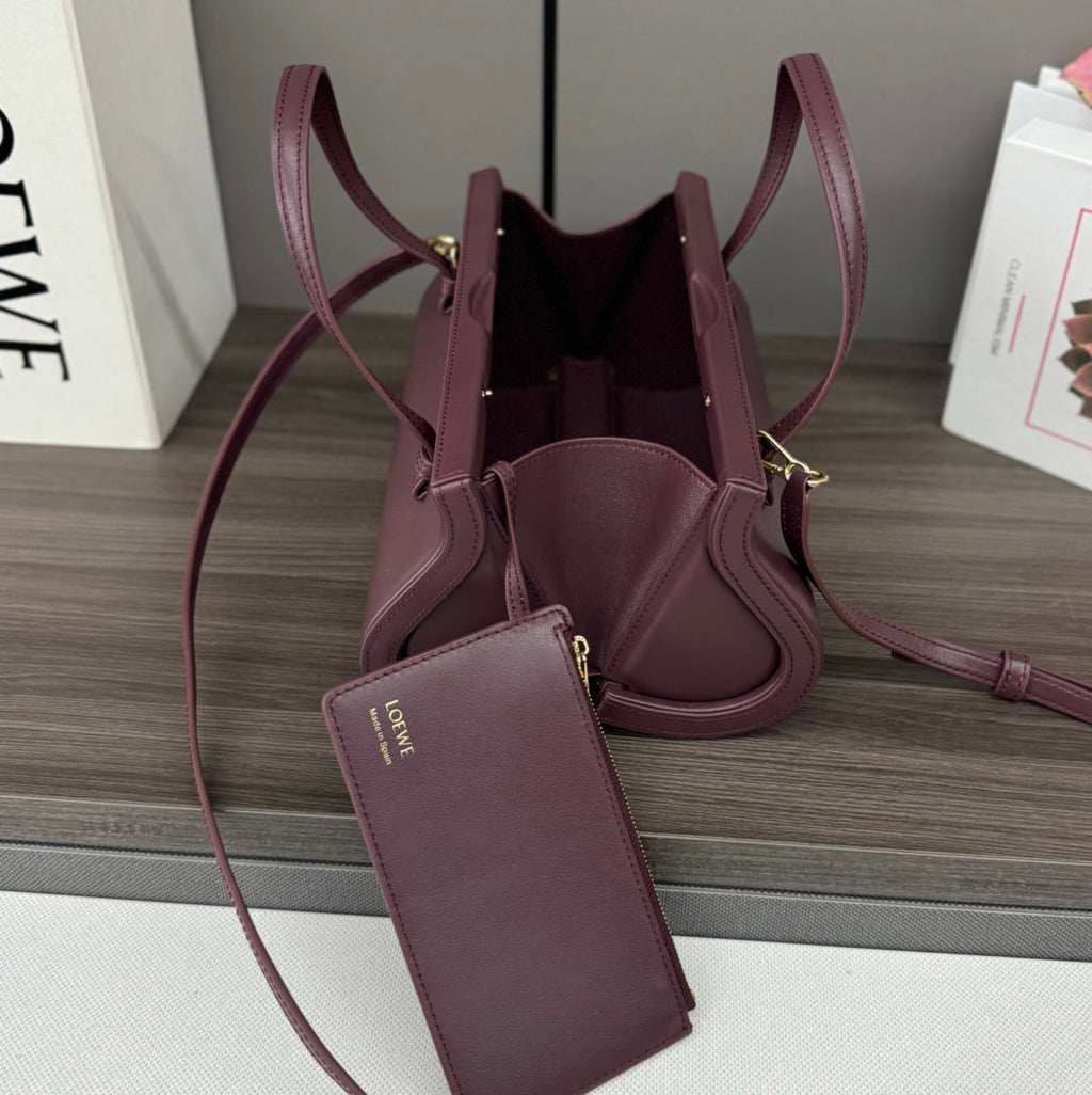 CYLINDER BAG 25 IN WINE PURPLE CALFSKIN